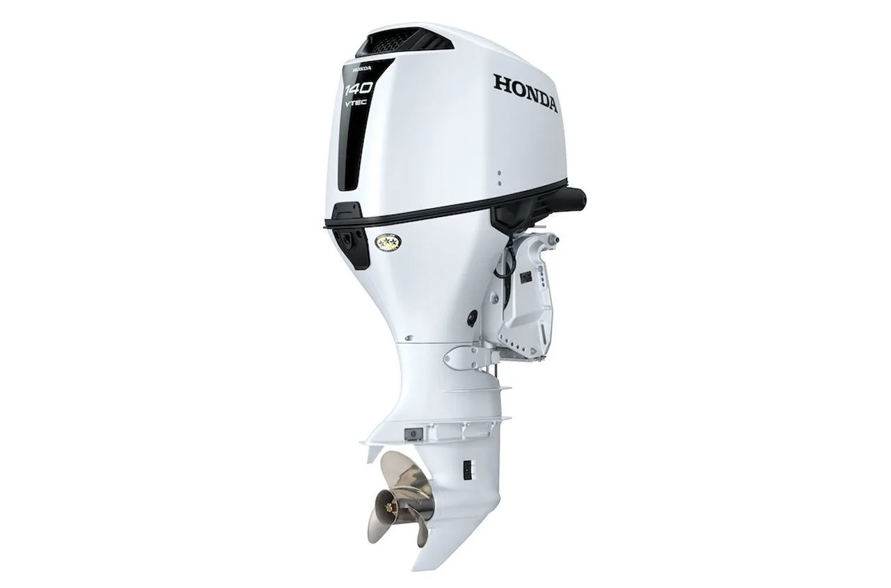 Honda 140HP BF140AK1XRA White Outboard – 25″ Shaft