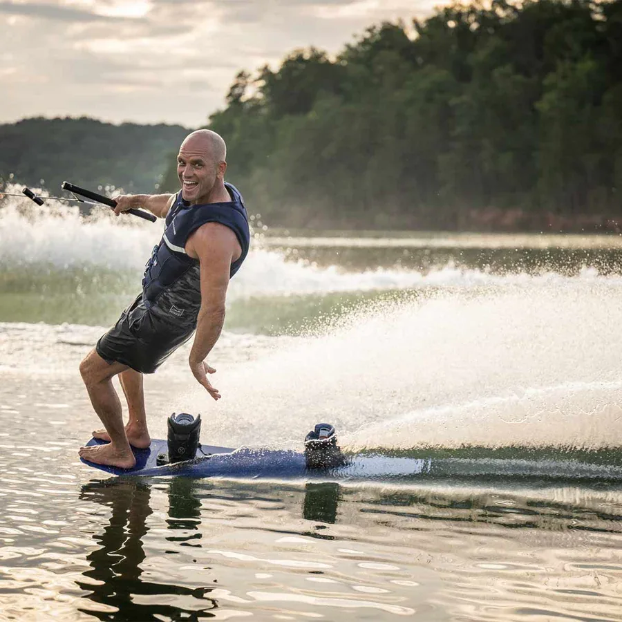 Hyperlite Murray Wakeboard w/ Team X Bindings