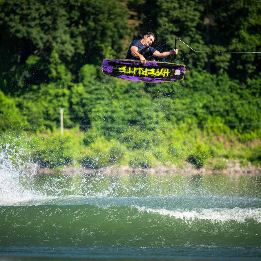 Hyperlite Blueprint Wakeboard w/ Session Bindings
