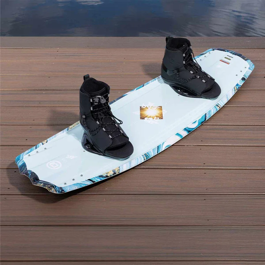 O’Brien Women’s Spark Wakeboard w/ Local Bindings