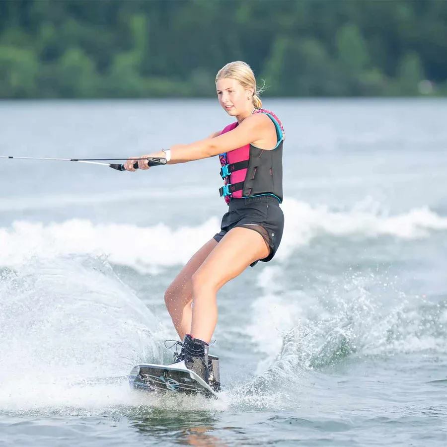 Hyperlite Girl’s Divine Jr Wakeboard w/ Jinx Bindings