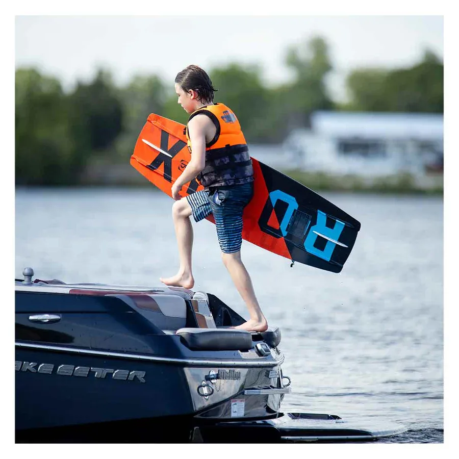 Ronix Kid’s Vault Wakeboard w/ Kid’s Divide Bindings