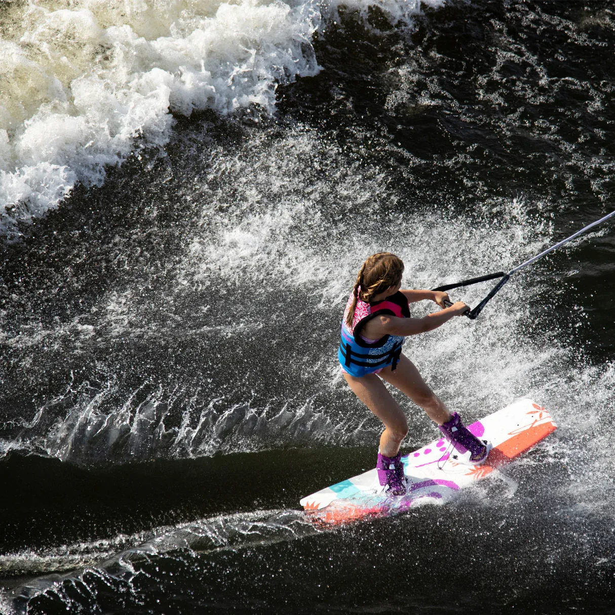 Ronix Girl’s August Wakeboard w/ August Bindings