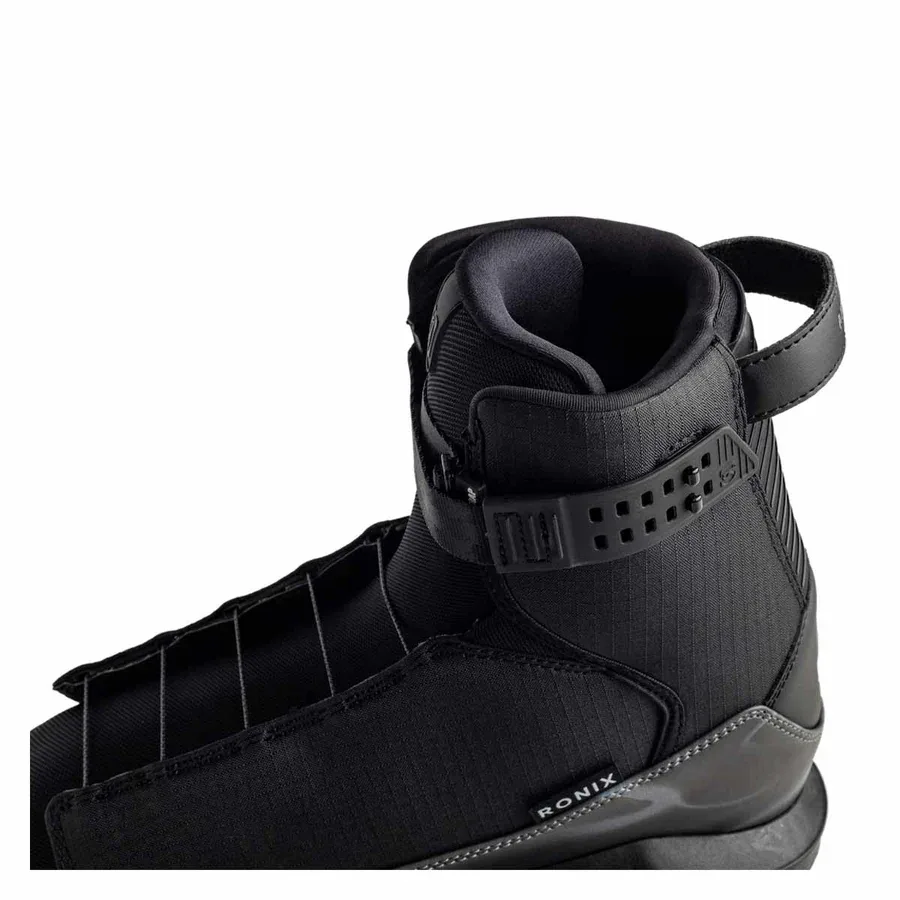 Ronix Boy’s Vision Wakeboard w/ Anthem BOA Bindings
