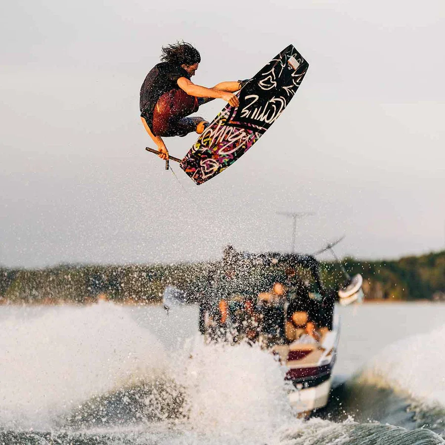 Liquid Force Bullox Aero Limited Release Wakeboard w/ Classic 6X OT Bindings