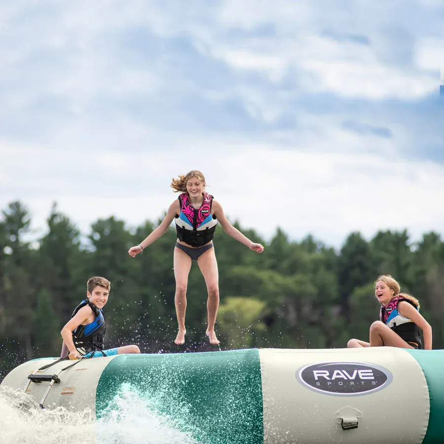 Rave Sports Bongo Bouncer – 15′ Northwoods