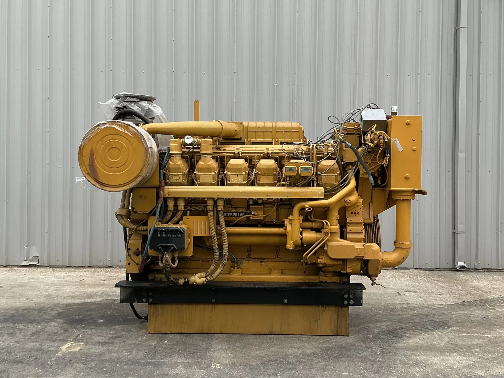 High Hour Runner Caterpillar 3512B 1575HP Tier 1 Diesel Marine Engine