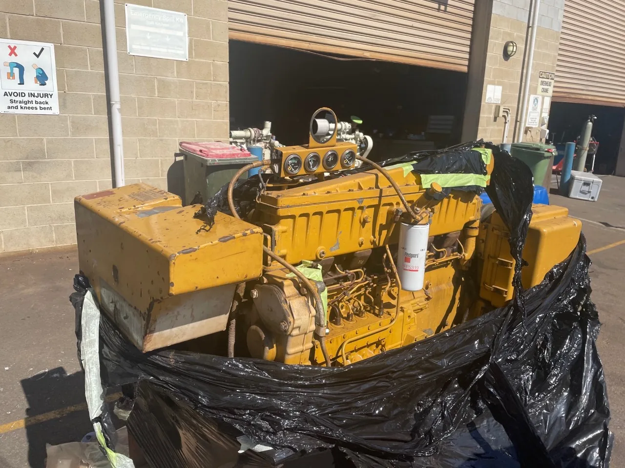 High Hour Runner Caterpillar 3406 380HP  Diesel Marine Engine