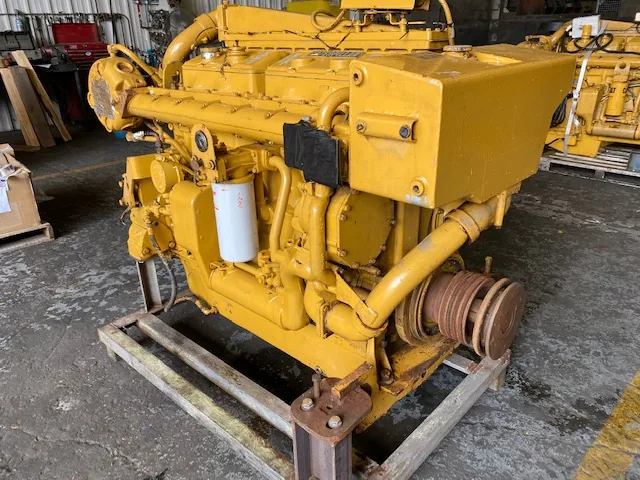 High Hour Runner Caterpillar 3406C 400HP  Diesel Marine Engine