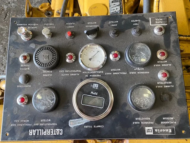 High Hour Runner Caterpillar 3406C 400HP  Diesel Marine Engine