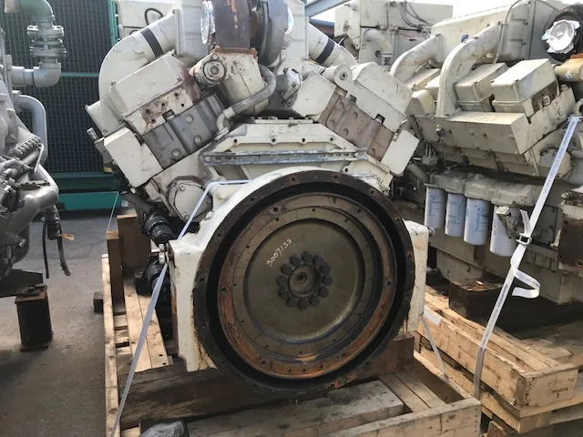 High Hour Runner Cummins KTA-38 1045HP  Diesel Marine Engine
