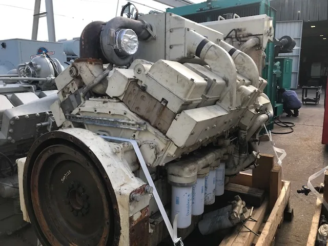High Hour Runner Cummins KTA-38 1045HP  Diesel Marine Engine
