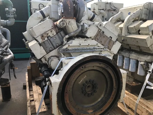 High Hour Runner Cummins KTA-38 1045HP  Diesel Marine Engine