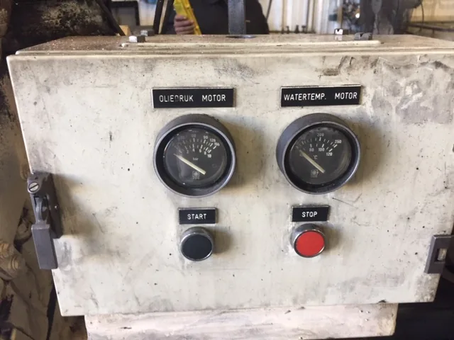 High Hour Cummins KT38-M 800HP  Diesel Marine Engine