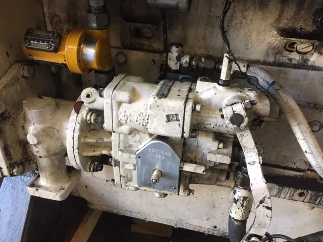 High Hour Cummins KT38-M 800HP  Diesel Marine Engine