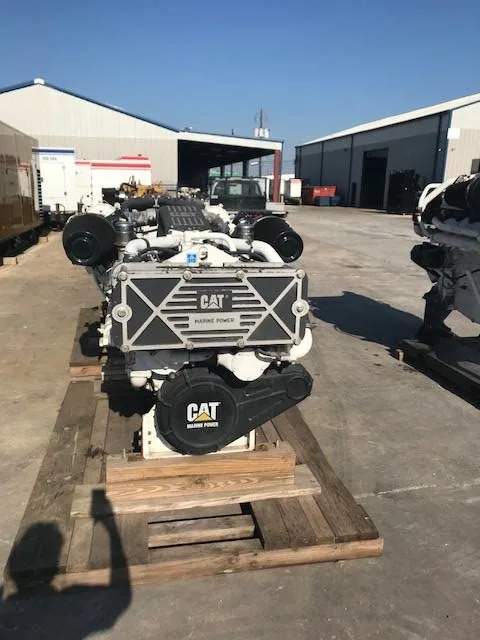 Good Used Caterpillar C32 1652HP Tier 1 Diesel Marine Engine