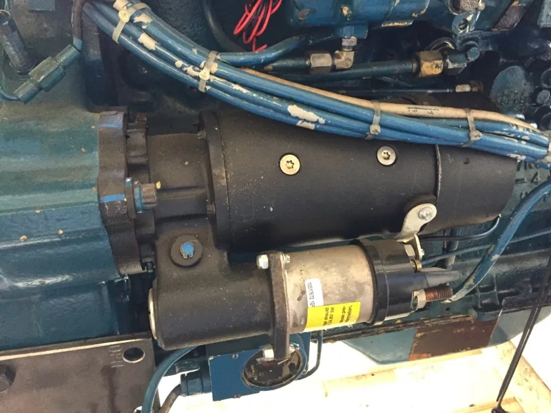 High Hour Runner Caterpillar 3304 DIT 127HP  Diesel Marine Engine