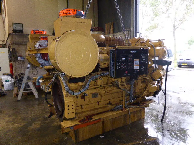 High Hour Runner Caterpillar 3512B 1575HP Tier 1 Diesel Marine Engine