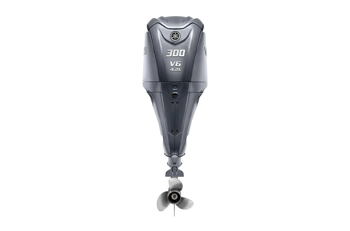 Yamaha LF300XCB 300HP – Counter Rotation Digital Control 25-Inch